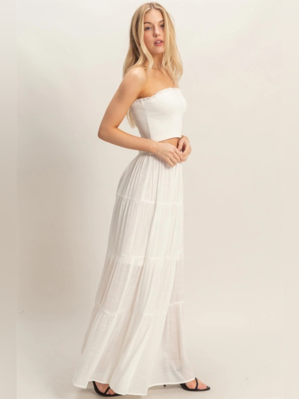 NEW HYFVE White Smocked Tube Top & Tiered Maxi Skirt Set Size Large - Picture 5 of 8